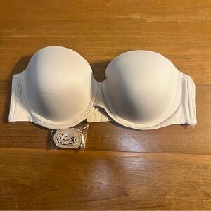 Maidenform Women 38C Beige Multi-Way Underwired SE6690/SN6990‎ Bandeau Bra